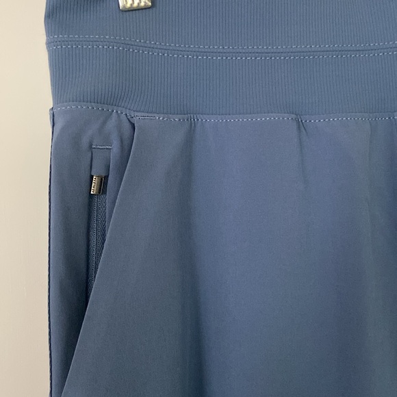 Athleta Nolita Tapered Crop Pants size 8 - Picture 2 of 6